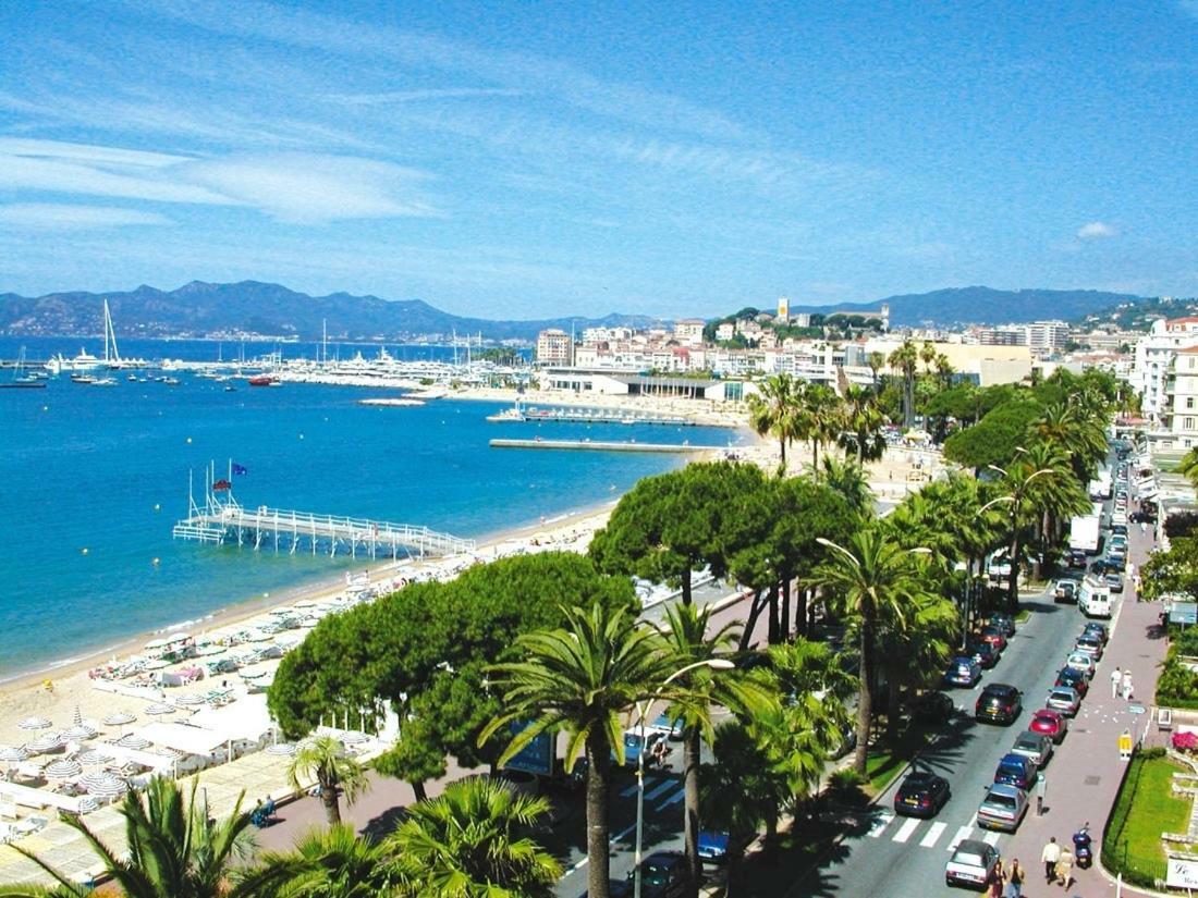 Venizelos Cannes Luaran gambar